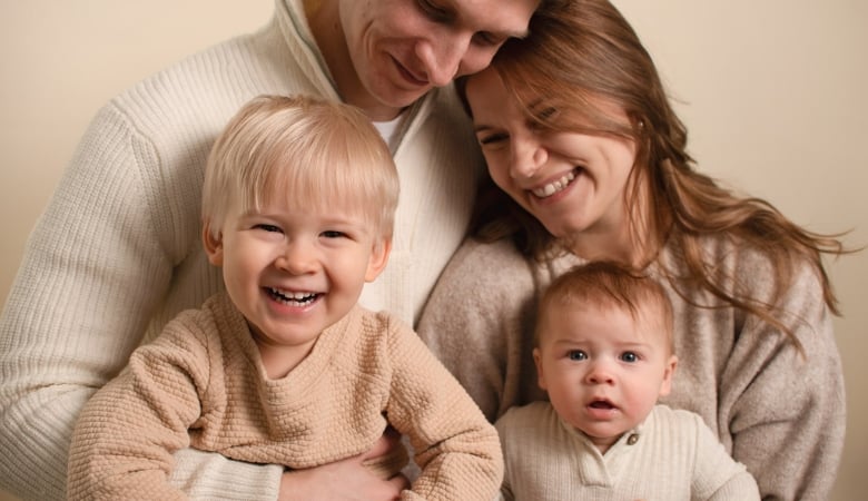 Valokuvaussessio ammattikuvaajan studiossa | 5 € | Helsinki, Pikku Huopalahti