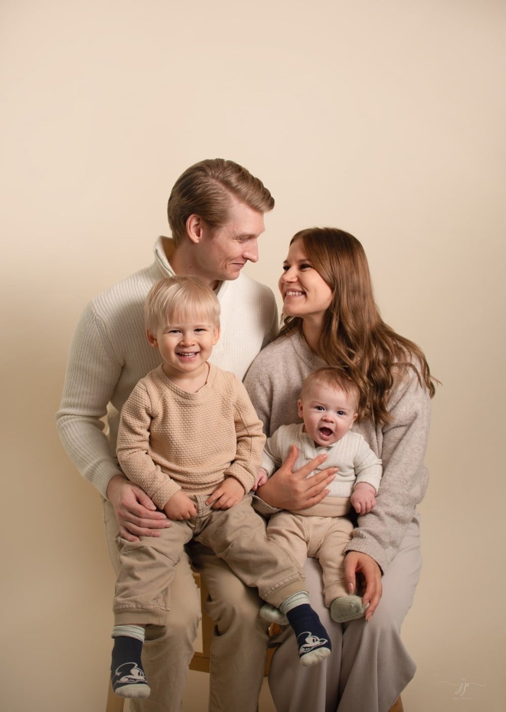 studiokuvaus, perhekuvaus,