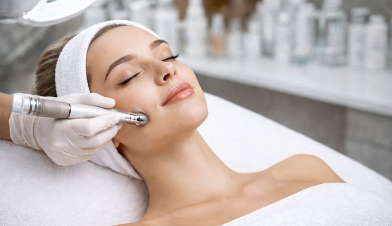 Ihotyypin mukainen- tai antiage-kasvohoito tai laserkarvanpoisto | Alk. 39 € | Espoo, Leppävaara - Ihotyypin