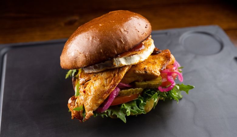 Vapaavalintaiset hampurilaiset tai kebabit | säästä jopa -39 % | Helsinki, Jätkäsaari - Vapaavalintainen